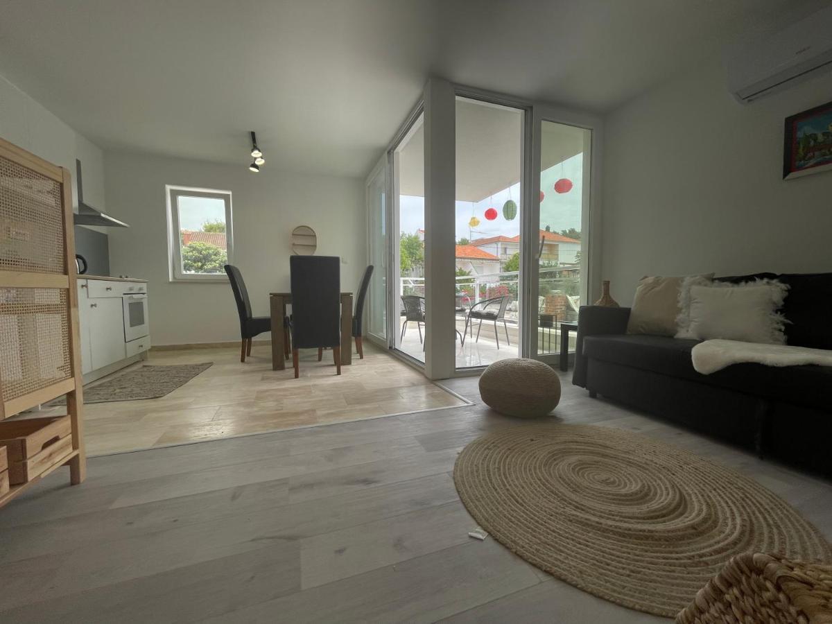 Vila Regina Apartment Paloma With Swimming Pool Jezera Exterior foto